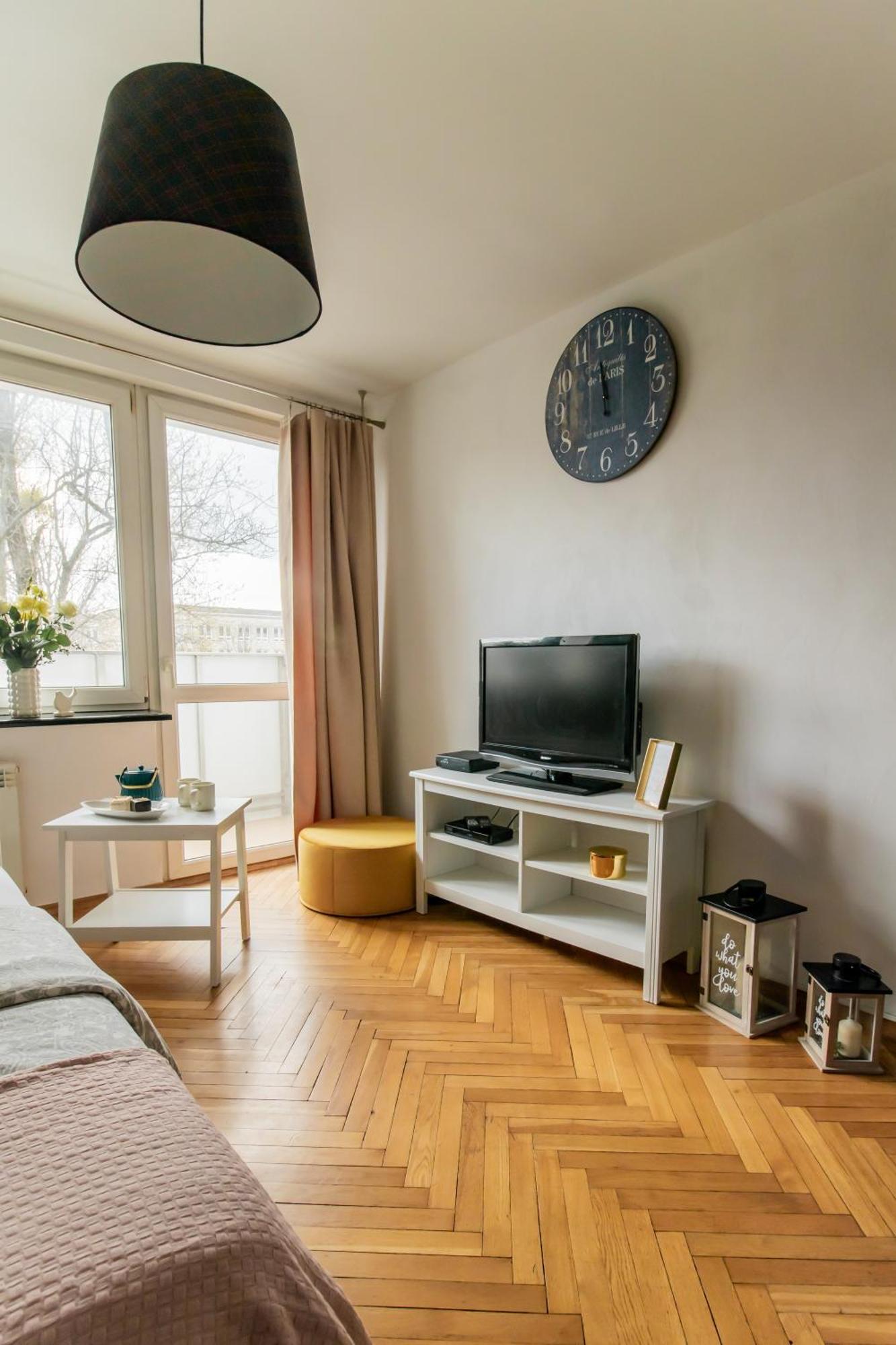 Piotrapartments - Bruna Green City Apartment Varsó Kültér fotó
