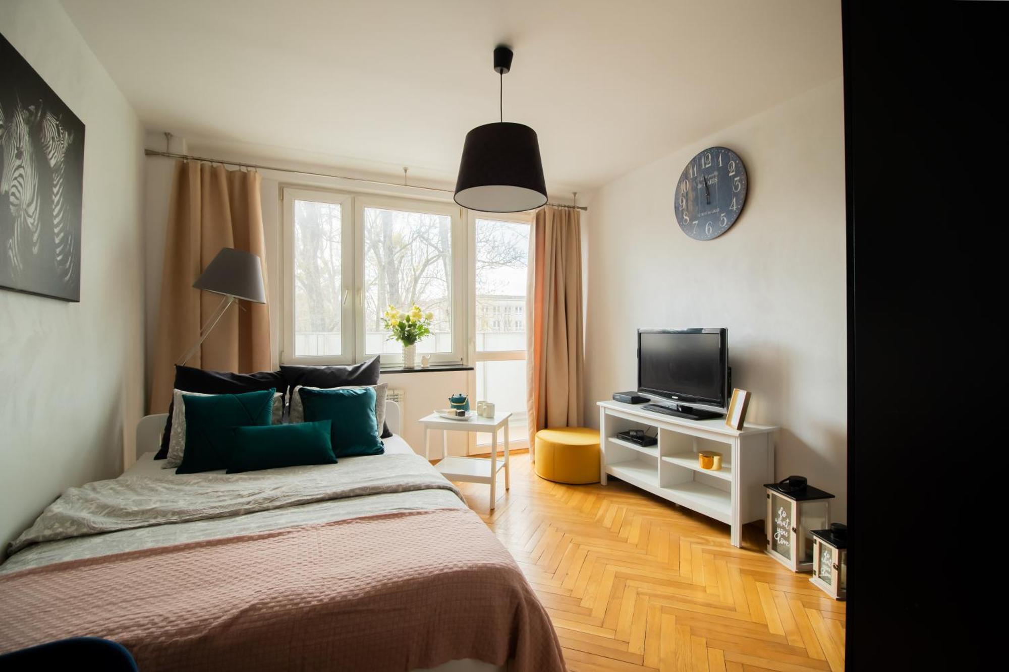 Piotrapartments - Bruna Green City Apartment Varsó Kültér fotó